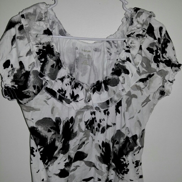 Adorable Ruffle LB Top