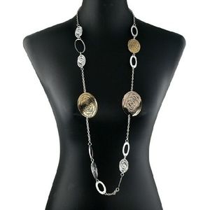 Statement necklace