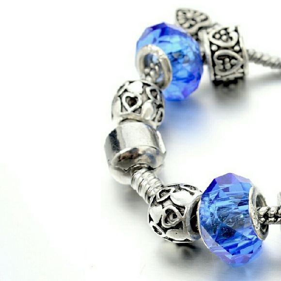 beautiful stylish bracelet - Picture 3 of 4