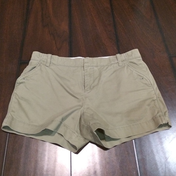 Olive green khaki shorts