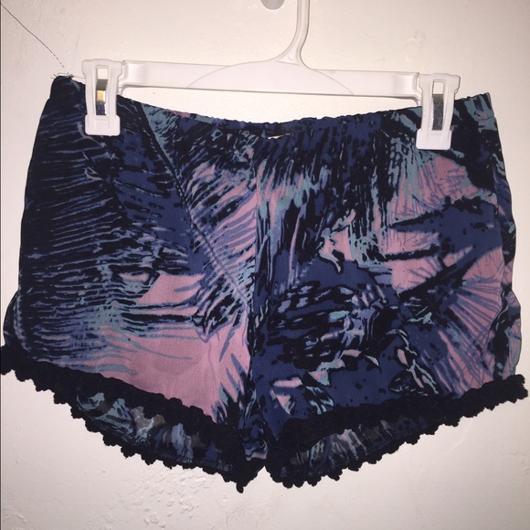 Floral shorts - Picture 1 of 1