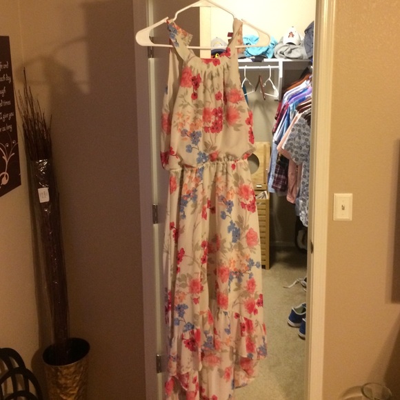 Elle High Low dress size Small