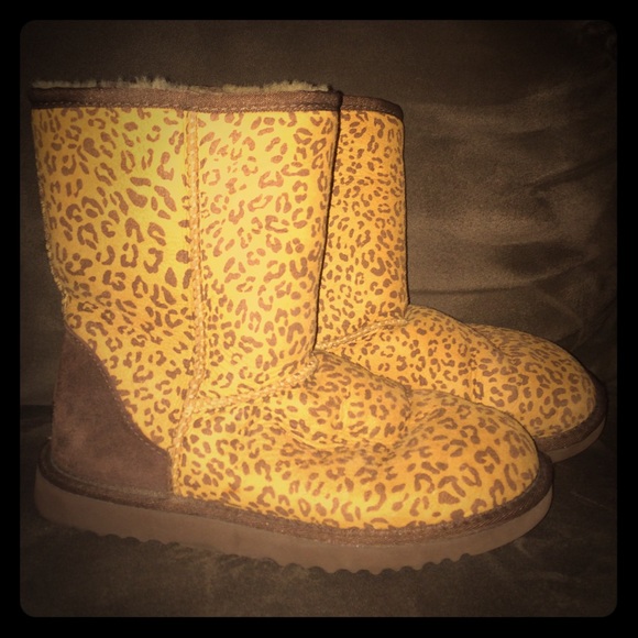 UGG Shoes - Leopard ugg essential short. Only wore a few times