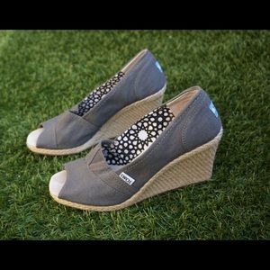 Toms Wedge shoes
