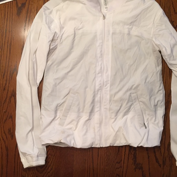 lululemon athletica Jackets & Blazers - Lululemon white jacket