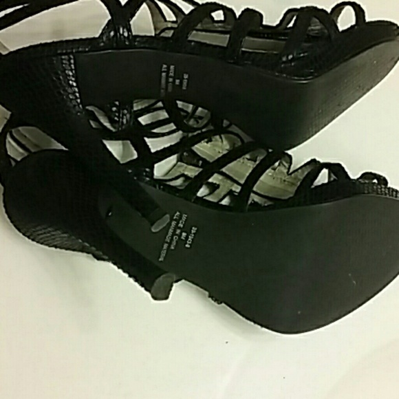 Summer sandals - Picture 2 of 4