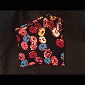 LULAROE TC black donuts