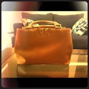MICHAEL KORS. Practically new!