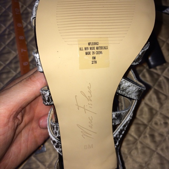 Snake skin print caged stacked heels - Picture 4 of 4