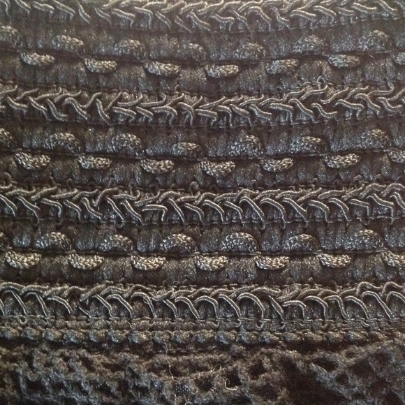 Crotchet/Lace short - Picture 3 of 4