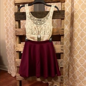 Burgundy high waisted skirt