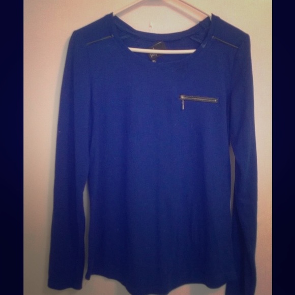 long sleeve shirt - Picture 1 of 2