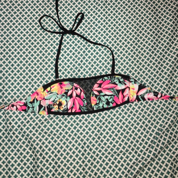 Swimsuit. Never worn - Picture 1 of 1