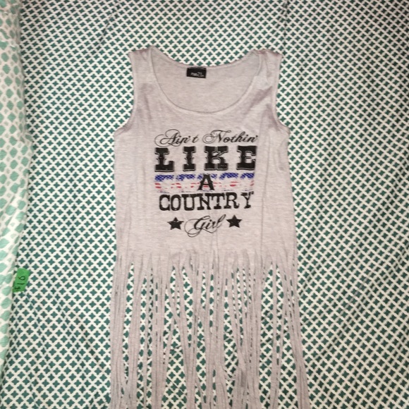 Country crop top with fringes... Never worn - Picture 1 of 1