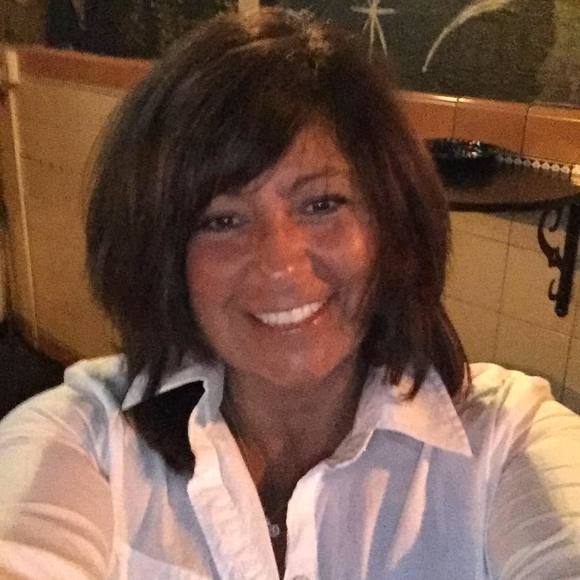 Meet your Posher, Viki - Picture 1 of 1