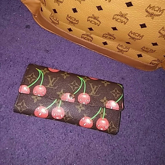 👛Fashion Wallet👛 Make Offers!