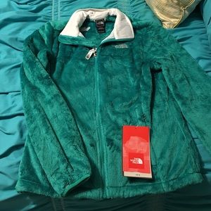 Small Lizzie Green North Face. Osito jacket