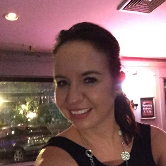 Meet your Posher, Audrey - Picture 1 of 1