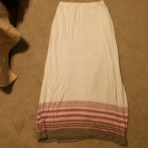 Max Studio Maxi Skirt size Medium