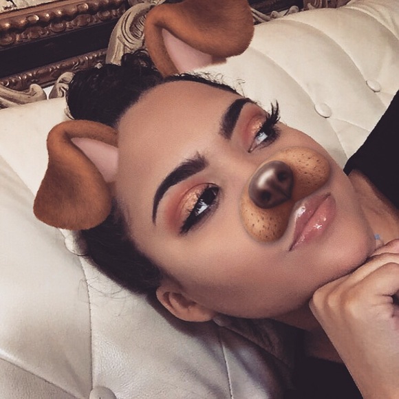 MEET YOUR POSHER! ✨ - Picture 3 of 3