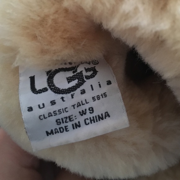 Classic Tall UGGS size 9 women's - Picture 2 of 4