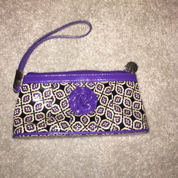 Vera Bradley Wristlet - Picture 1 of 4