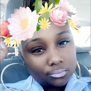 Meet your Posher, Nelly