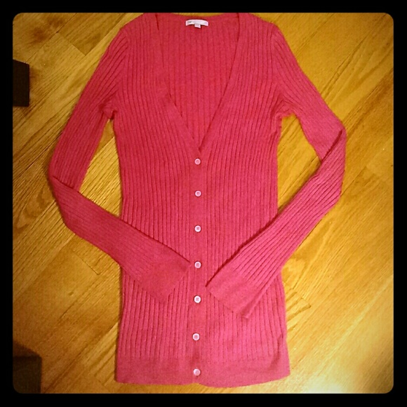 Like new pink Gap cardigan!