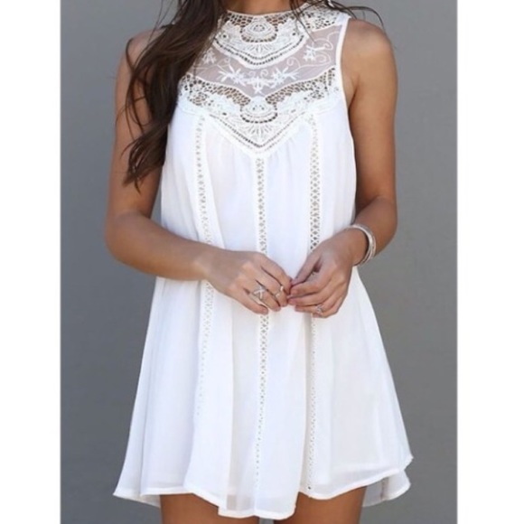 NWOT Lace Chiffon Sleeveless Dress