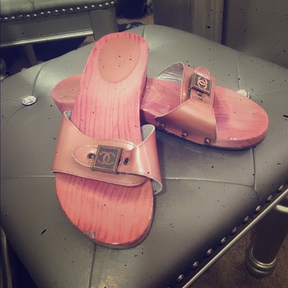 Chanel wooden slides PINK!