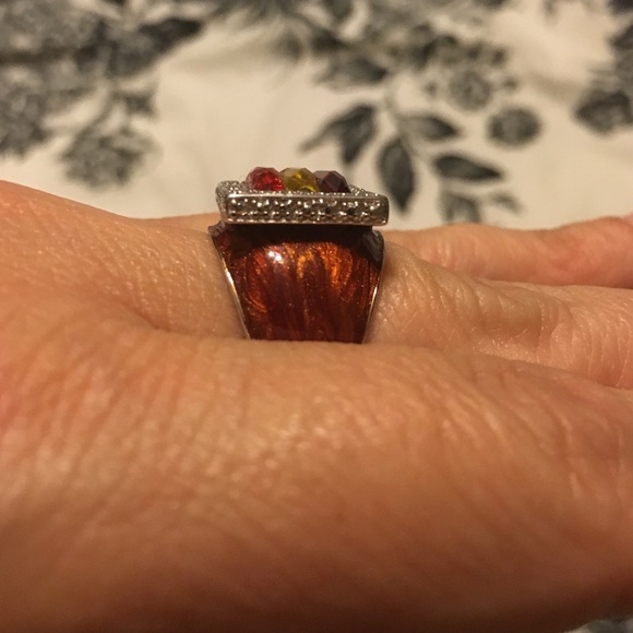 Beautiful Ring! - Picture 3 of 4