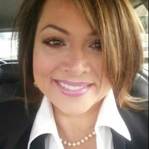 Meet your Posher, Olivia