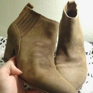 Sigerson Morrison Vero Cuoio Booties