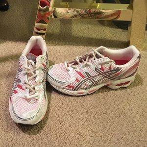 Never wore before asics