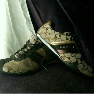 Brand new women's coach sneakers