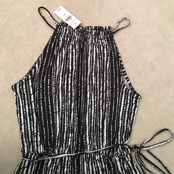 Black and White Midi Dress - Picture 2 of 4