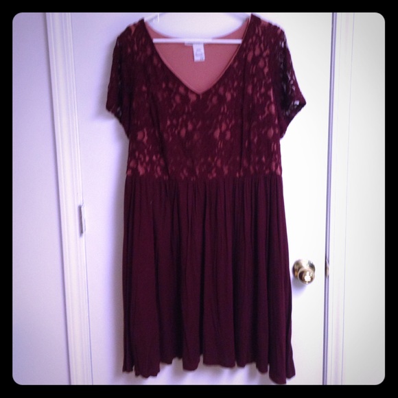 American rag maroon lace and knit dress