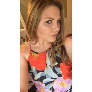 Meet your Posher, Katelyn