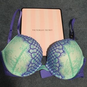 Brand new LIMITED EDITION Victoria's Secret bra!