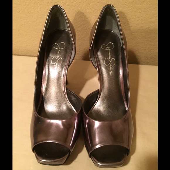 Jessica Simpson peep toe pumps - Picture 2 of 3