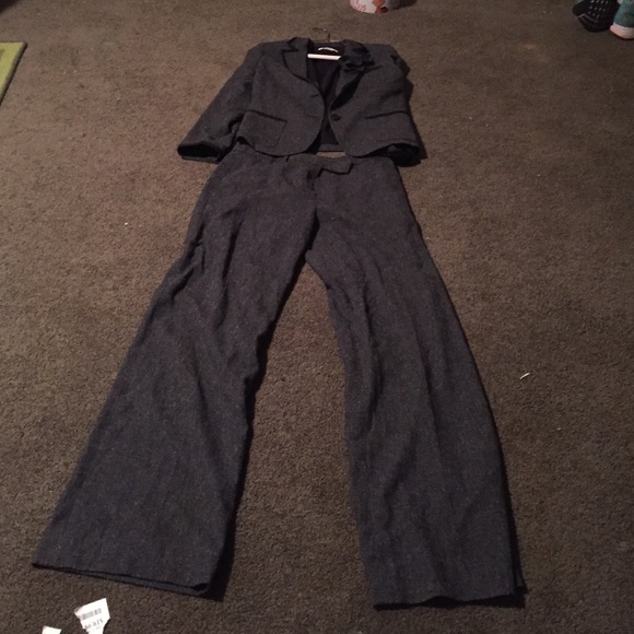 Pant suit