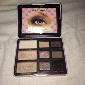 Too faced eyeshadow pallet