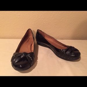 Naturalizer flats