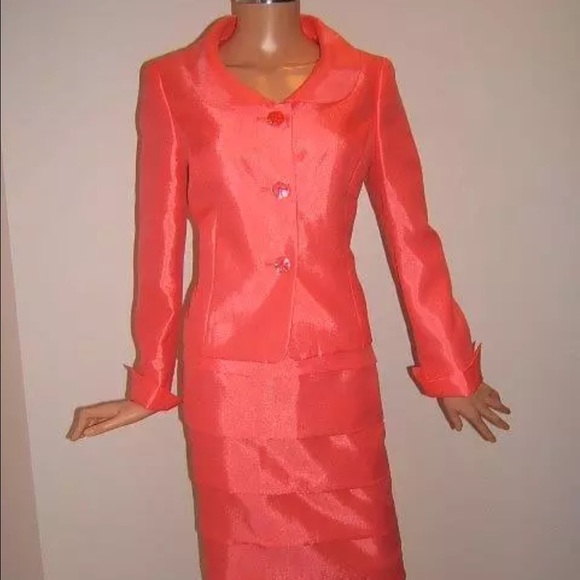 New Le Suit coral satin tier skirt jacket suit