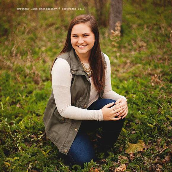 Meet your Posher, Danielle