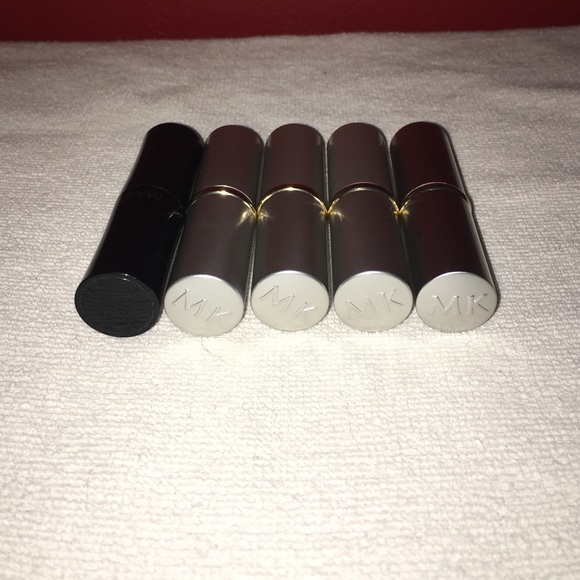 Lipstick Bundle - Picture 4 of 4