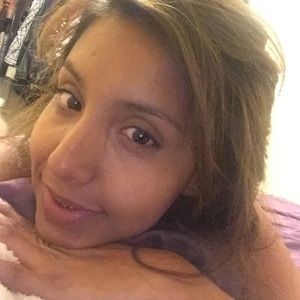 Meet your Posher, Daniela