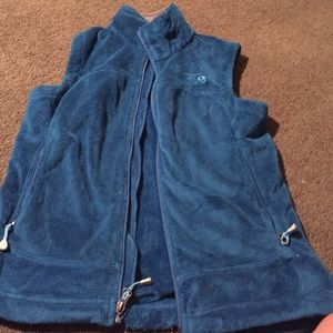 Fuzzy mountain hard wear vest