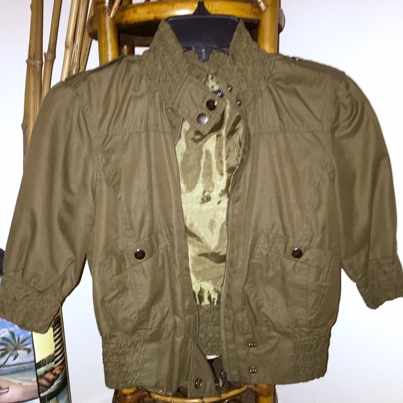 โช๏ธCamo Green Jacketโช๏ธ - Picture 3 of 5