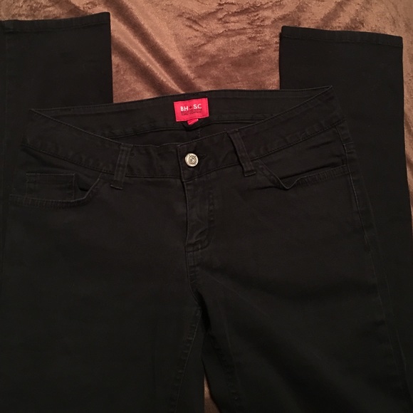 Perfect pair of black skinnies